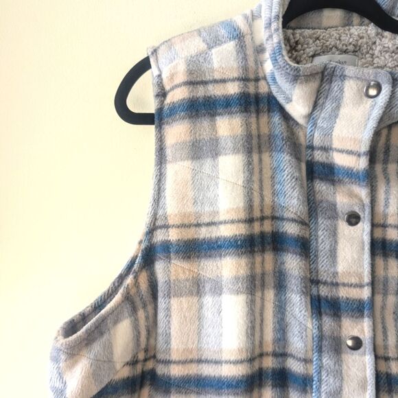 Christopher Banks Blue Tan Plaid Cozy Vest with Sherpa Lining Size 2X - Picture 4 of 7